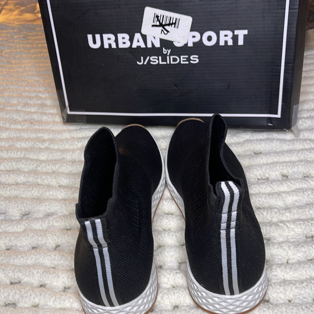 Urban Sport by J Slides,  size 8 M, black knit ANI Teddy. NWT in box.